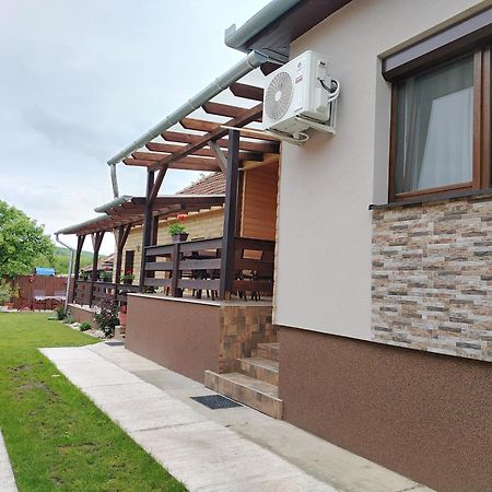 Kaptarko Apartmanhaz 代姆延 外观 照片