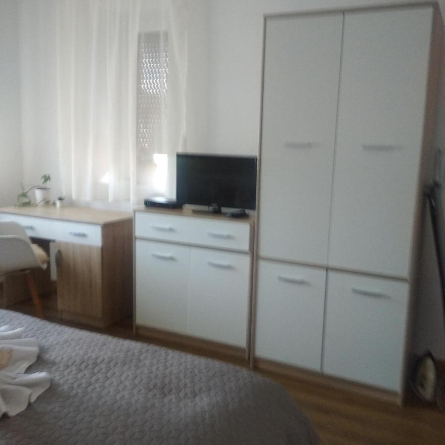 Kaptarko Apartmanhaz 代姆延 外观 照片