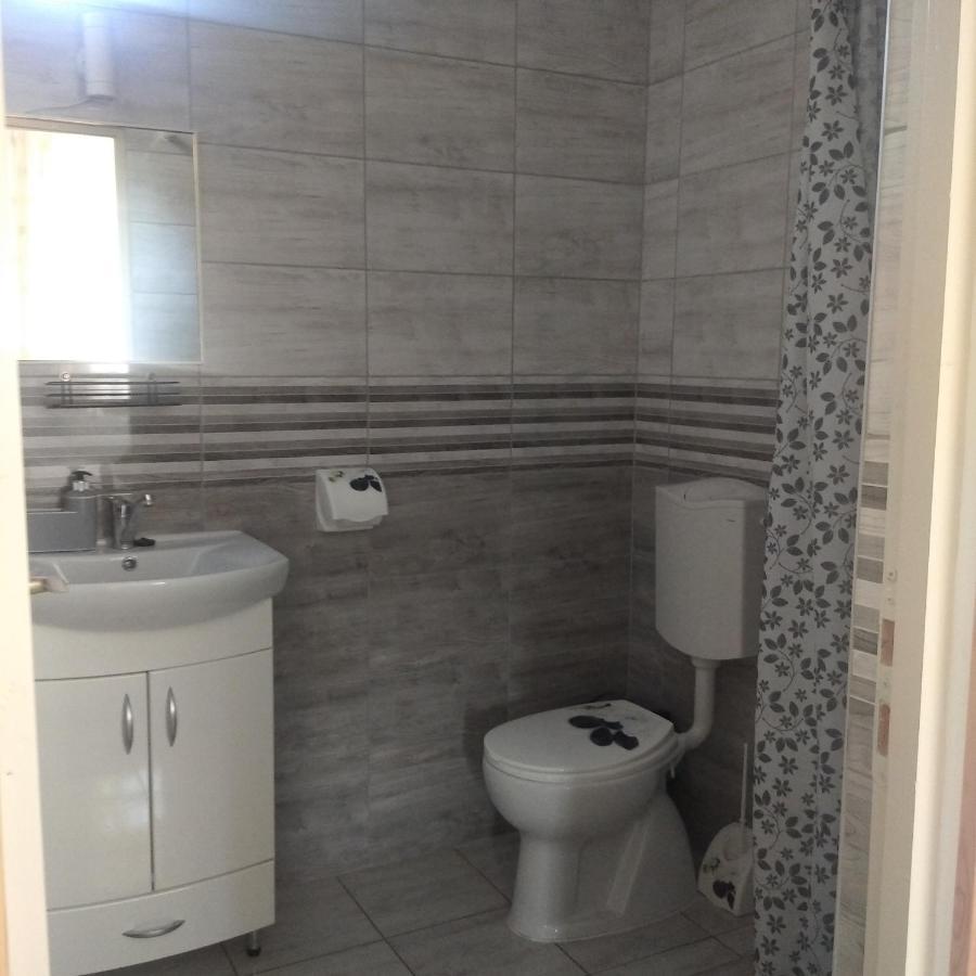 Kaptarko Apartmanhaz 代姆延 外观 照片