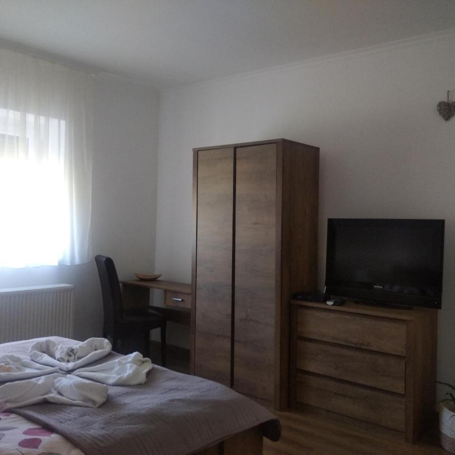 Kaptarko Apartmanhaz 代姆延 外观 照片