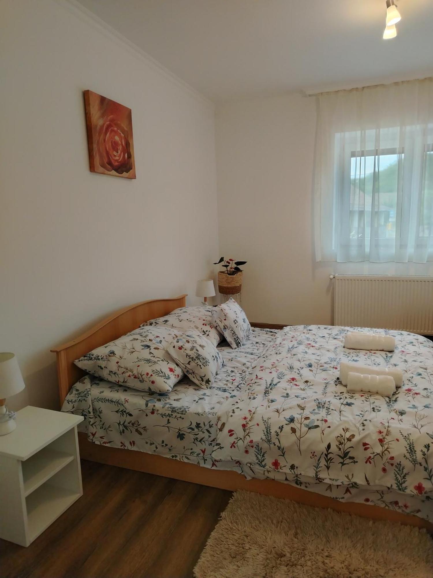 Kaptarko Apartmanhaz 代姆延 外观 照片