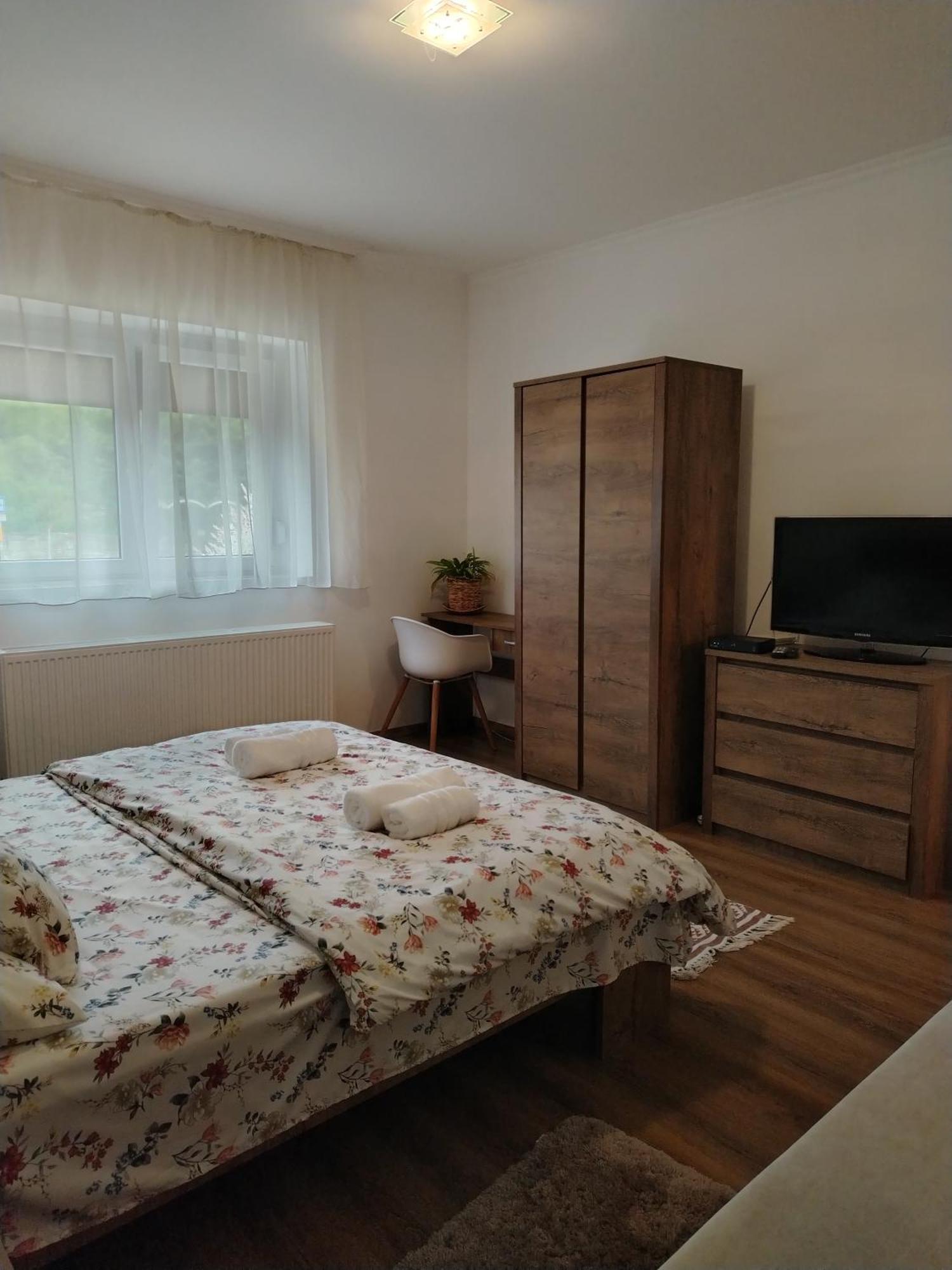 Kaptarko Apartmanhaz 代姆延 外观 照片